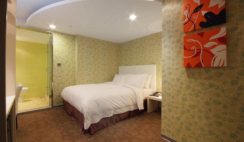 Hotel Leisure 台中輕行旅 Екстер'єр фото